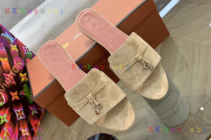 NEW 로로피아나 슬리퍼 신상 L 857224