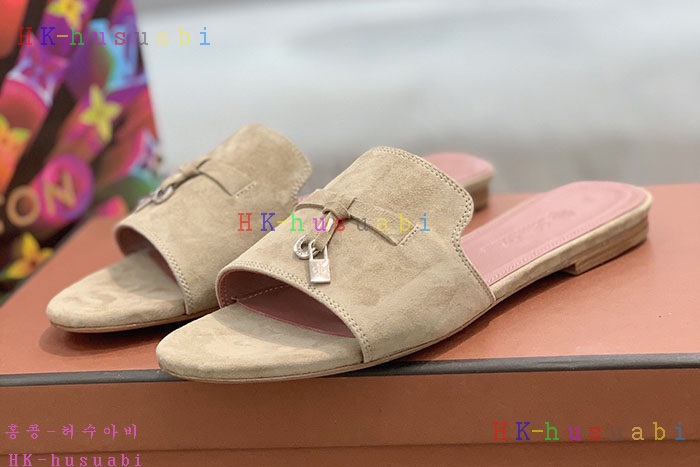 NEW 로로피아나 슬리퍼 신상 L 857224