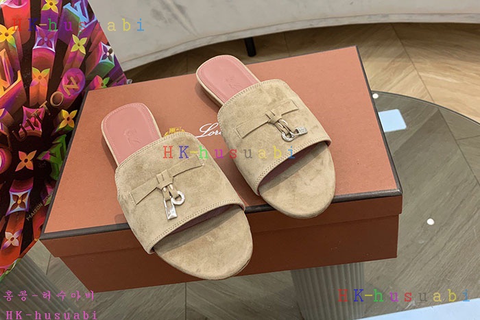 NEW 로로피아나 슬리퍼 신상 L 857224