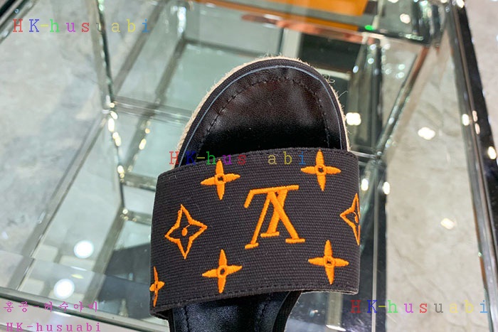 NEW 루이비통 신발 신상 LV 852240