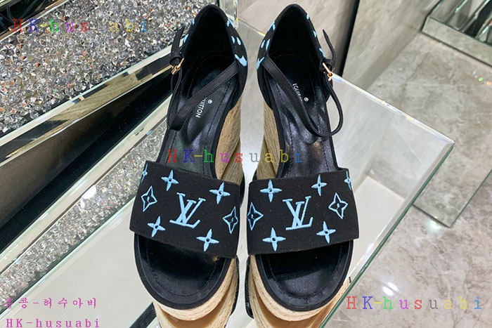 NEW 루이비통 신발 신상 LV 852241
