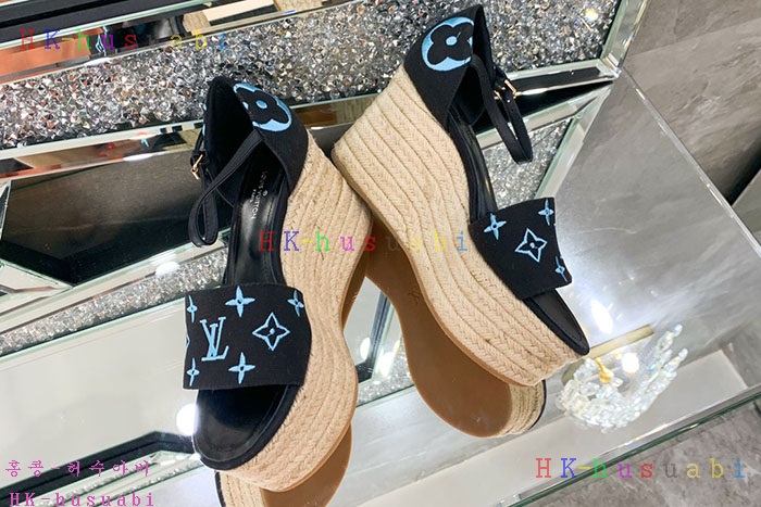 NEW 루이비통 신발 신상 LV 852241