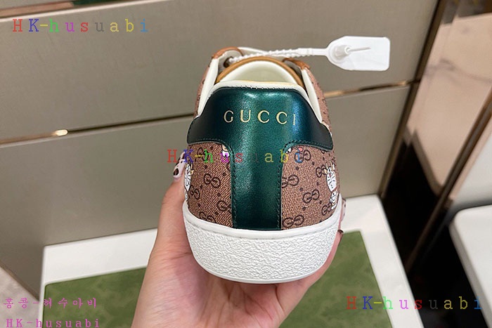 NEW 구찌 스니커즈 신상 GU 572441