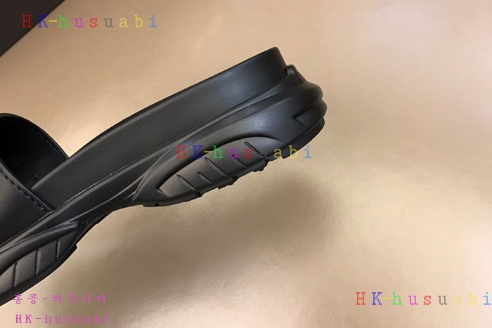 NEW 발렌티노 남성 샌들  V 663509