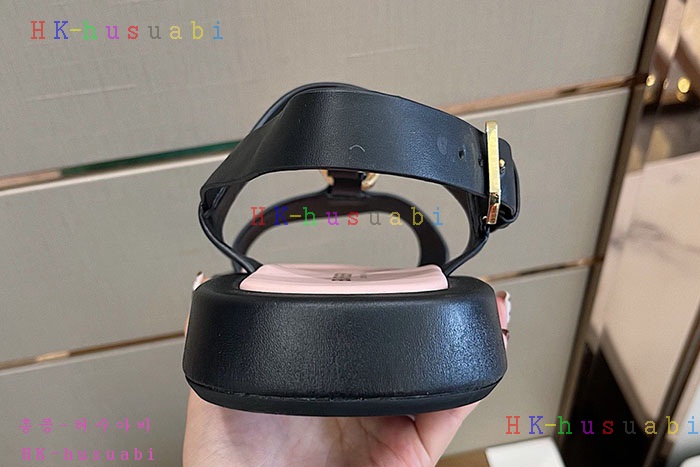 NEW 버버리 샌들 신상 BB  557244