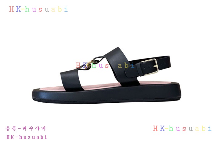 NEW 버버리 샌들 신상 BB  557244