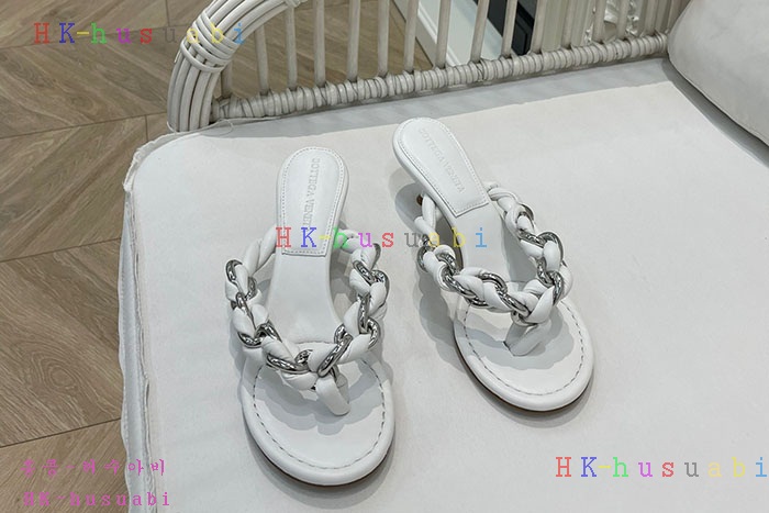 NEW 보테가베네타 샌들 신상 BV 557251