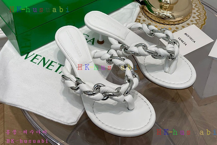 NEW 보테가베네타 샌들 신상 BV 557251