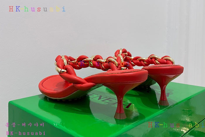 NEW 보테가베네타 샌들 신상 BV 557253