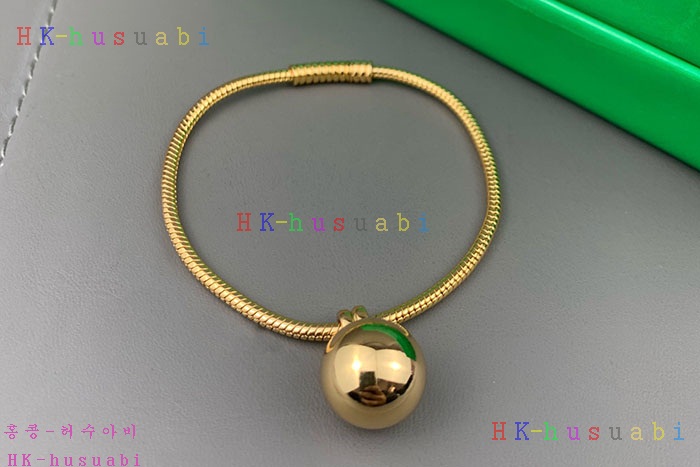 NEW 보테가베네타 팔찌 신상 BV 67551