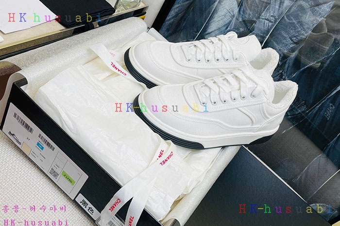 NEW 샤넬  스니커즈 신상 C 557281