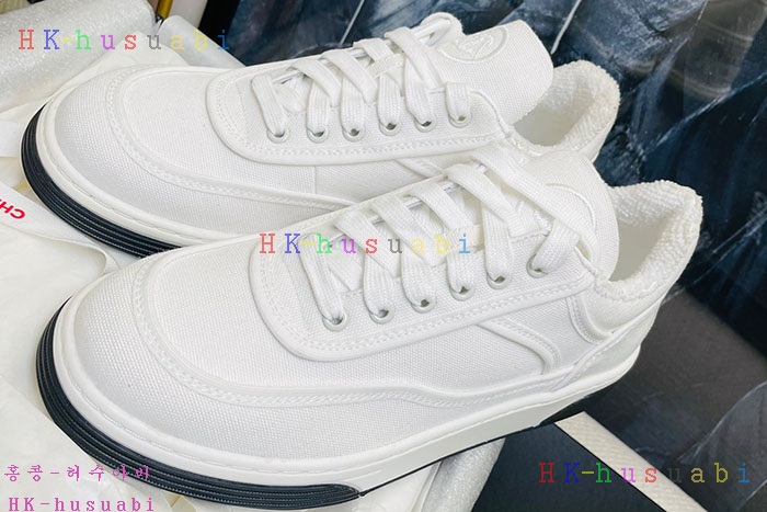 NEW 샤넬  스니커즈 신상 C 557281