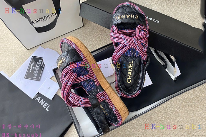NEW 샤넬  샌들 신상 C 557283