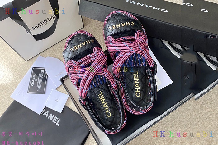 NEW 샤넬  샌들 신상 C 557283
