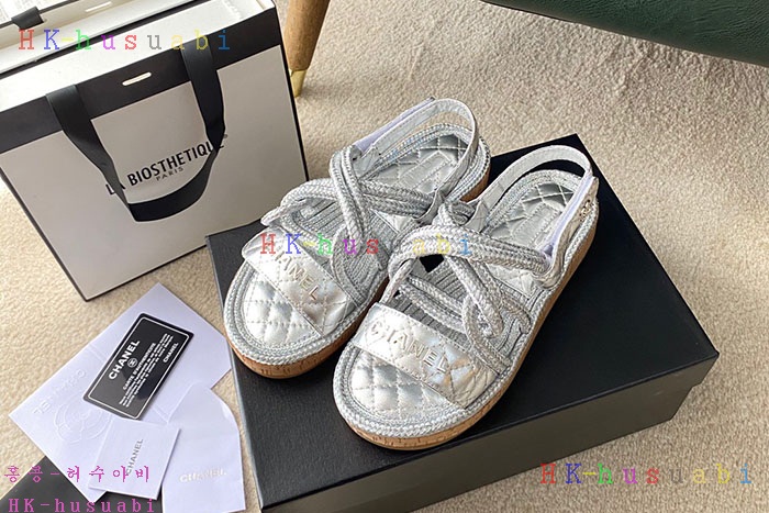 NEW 샤넬  샌들 신상 C 557287