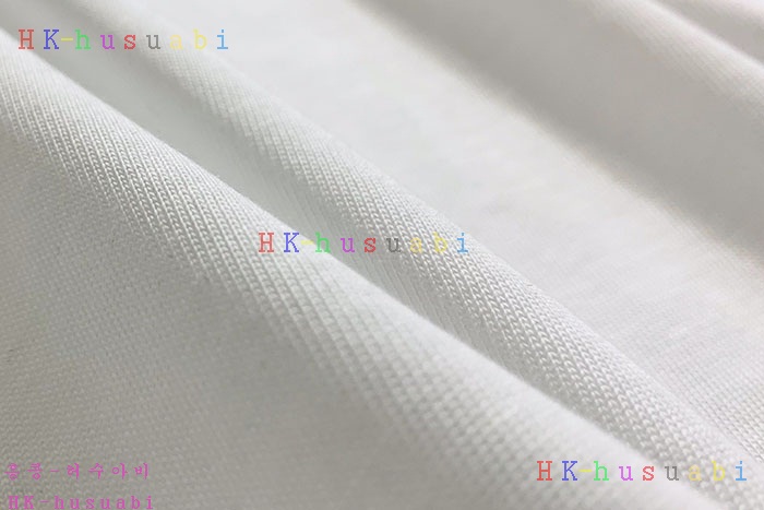 NEW 구찌 반팔티 신상 GU 635827