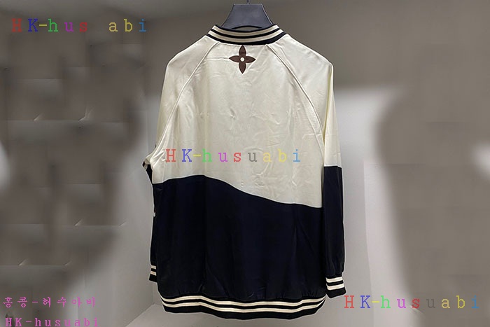 NEW 루이비통 상하의셋트 신상 LV 557224