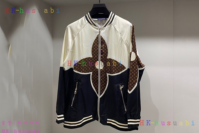 NEW 루이비통 상하의셋트 신상 LV 557224