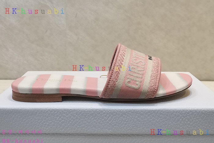 NEW 디올 슬리퍼 신상 DR 957401