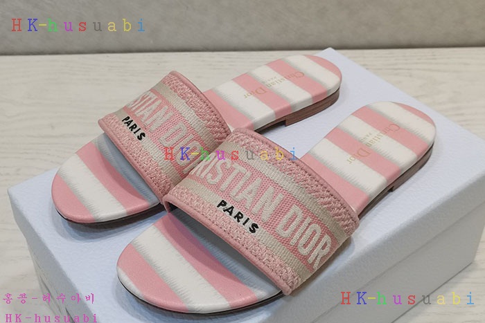 NEW 디올 슬리퍼 신상 DR 957401