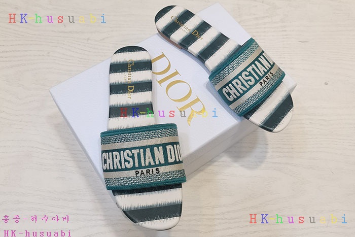 NEW 디올 슬리퍼 신상 DR 957403