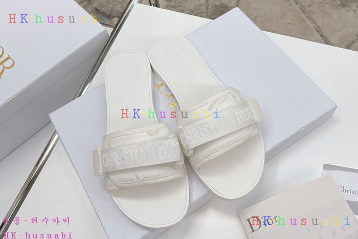NEW 디올 슬리퍼 신상 DR 958807