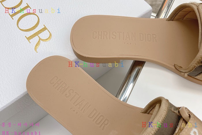 NEW 디올 슬리퍼 신상 DR 958812