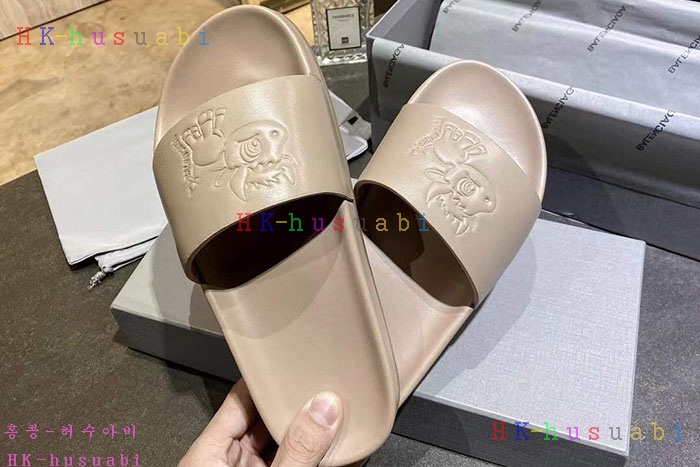 NEW 발렌시아가 슬리퍼 신상 B 922548