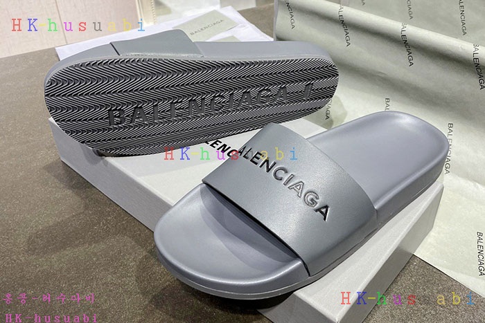NEW 발렌시아가 슬리퍼 신상 B 922564