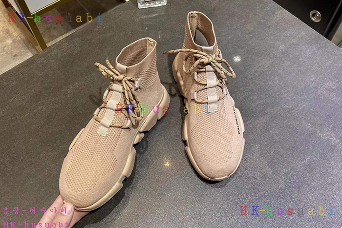 NEW 발렌시아가 스니커즈 신상 B 922543