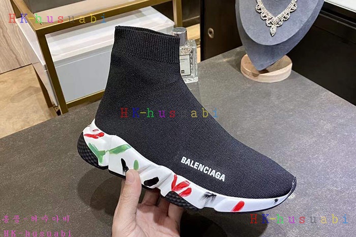 NEW 발렌시아가 스니커즈 신상 B 922532