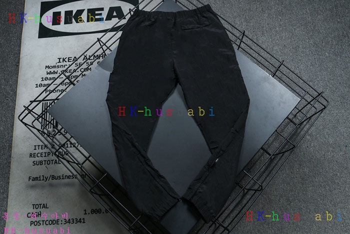 NEW 스톤 아일랜드 바지 신상 ST 557660