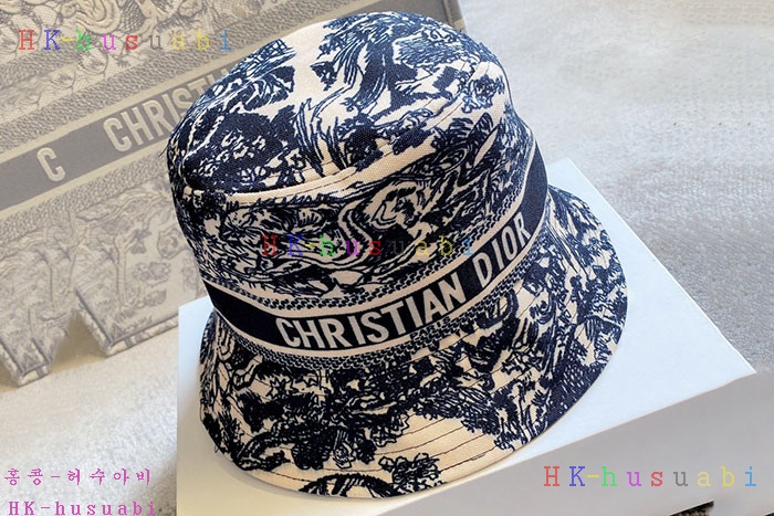 NEW 디올 모자 신상 DR 678883