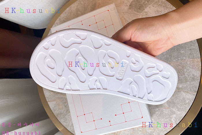 NEW 알렉산더맥퀸 슬리퍼 신상 MQ 285505