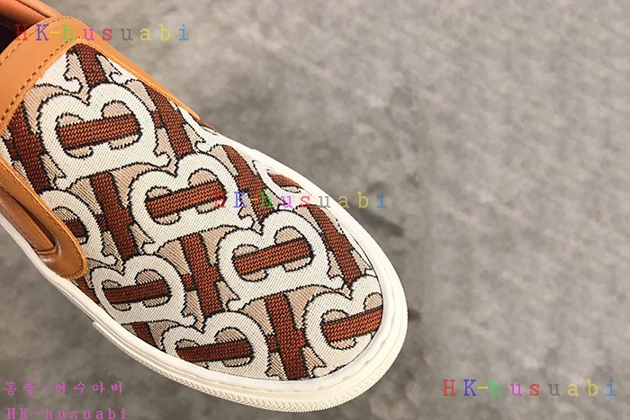 NEW 버버리 신발 신상 BB 825223