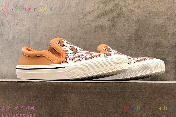 NEW 버버리 신발 신상 BB 825223