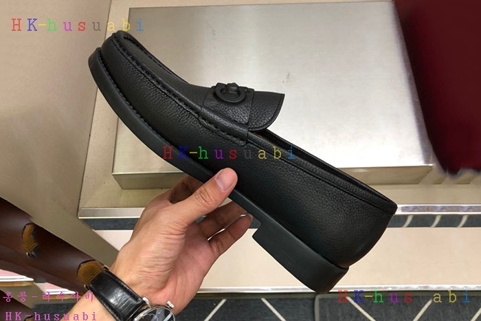 NEW 페라가모 신발 신상 F 824552