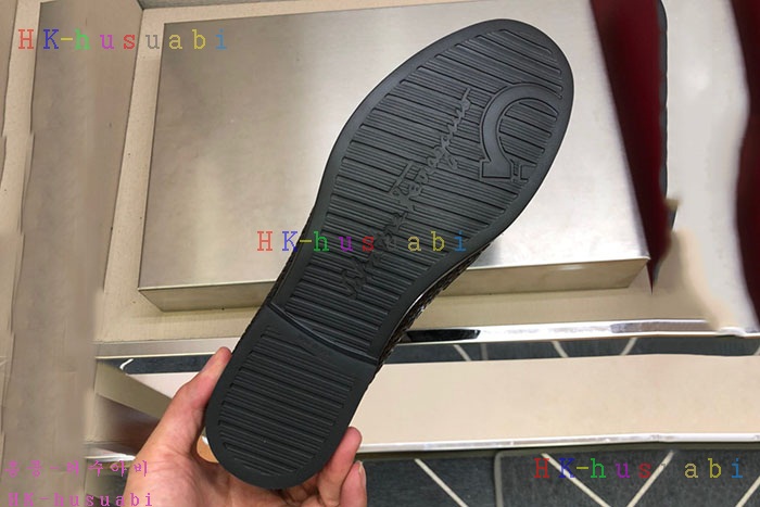 NEW 페라가모 신발 신상 F 824552