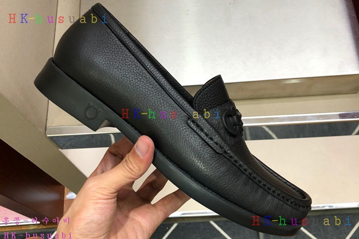 NEW 페라가모 신발 신상 F 824552