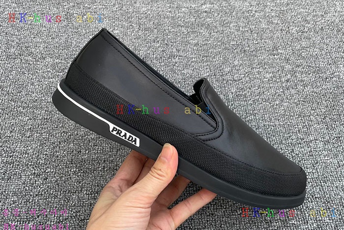 NEW 프라다 남성 스니커즈 P 455835