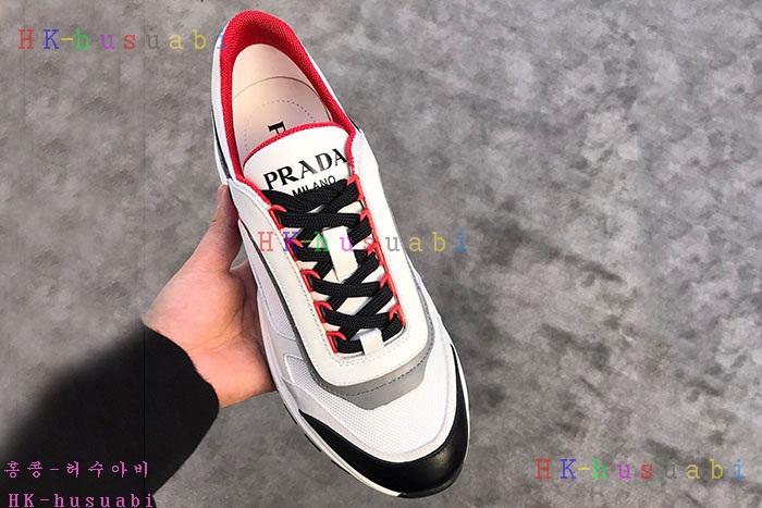 NEW 프라다 남성 스니커즈 P 455822