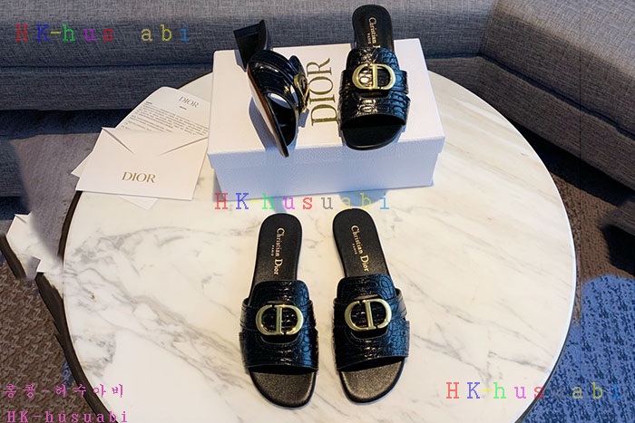 NEW 디올 샌들 신상 DR 872251