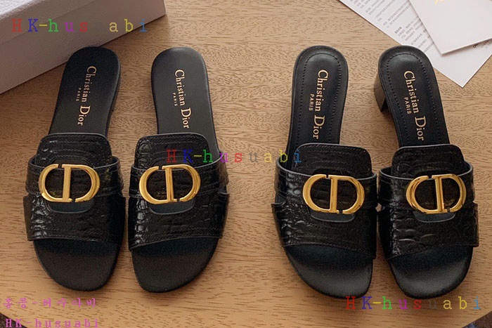 NEW 디올 샌들 신상 DR 872251