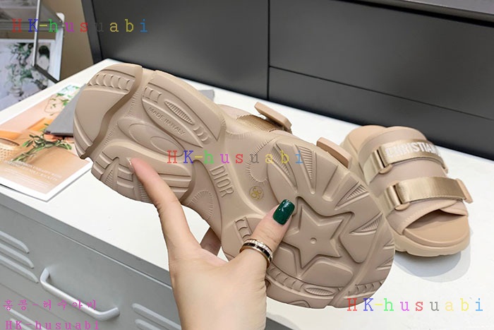 NEW 디올 샌들 신상 DR 872242