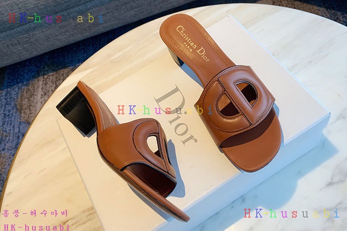 NEW 디올 샌들 신상 DR 872268
