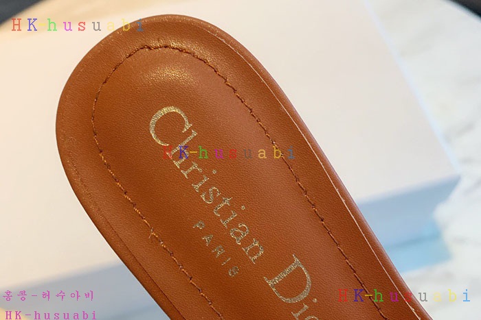 NEW 디올 샌들 신상 DR 872268