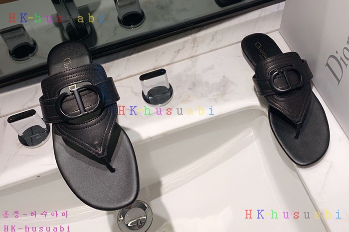 NEW 디올 샌들 신상 DR 872276
