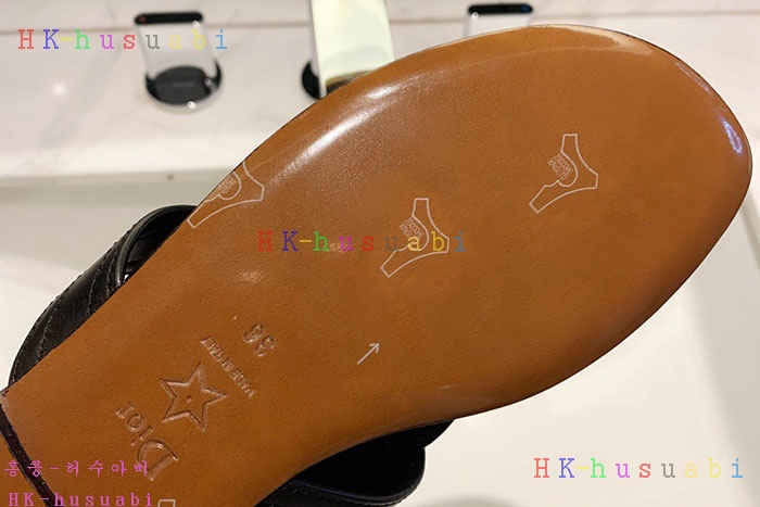 NEW 디올 샌들 신상 DR 872278