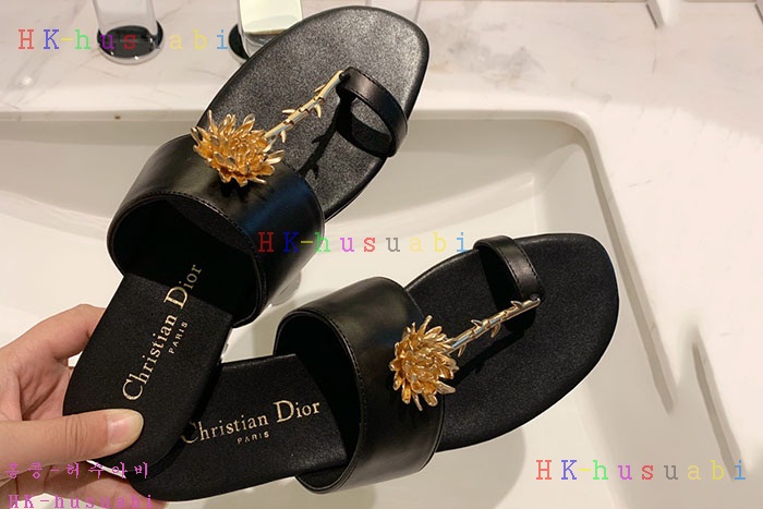 NEW 디올 샌들 신상 DR 872284