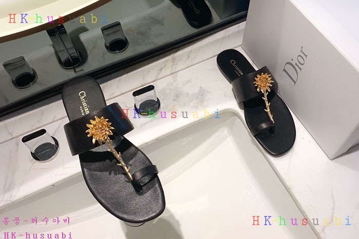 NEW 디올 샌들 신상 DR 872284